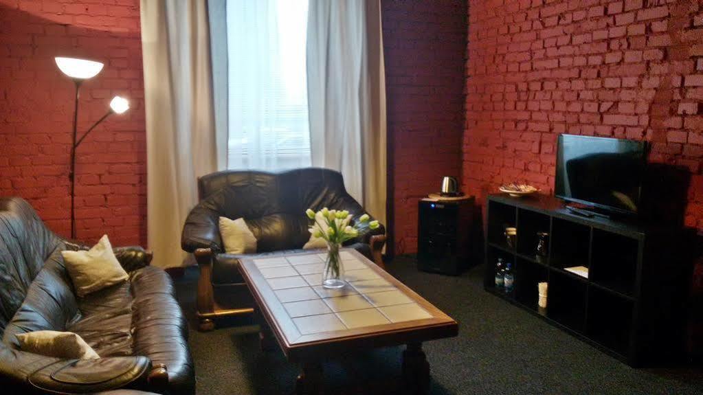 Club Trio Hotel 3*
